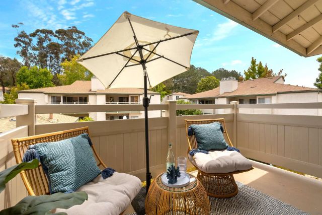 8811 Gilman Dr H, La Jolla, CA 92037