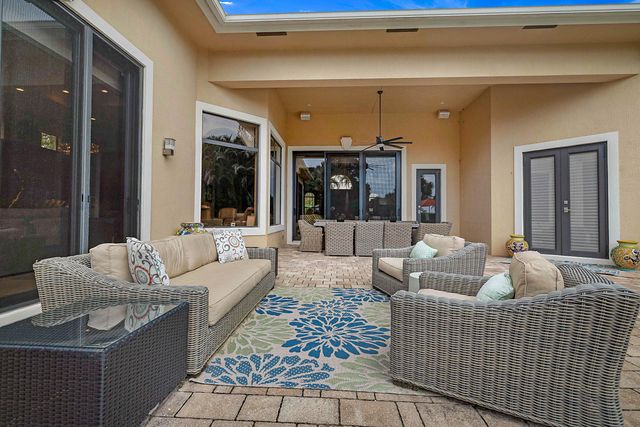 18337 SE Old Trail Drive W, Jupiter, FL 33478