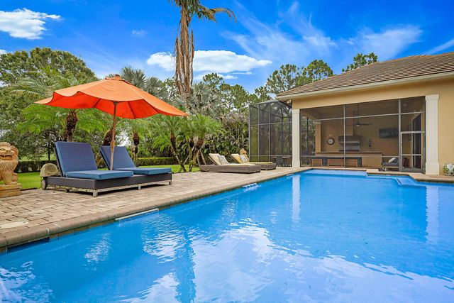 18337 SE Old Trail Drive W, Jupiter, FL 33478