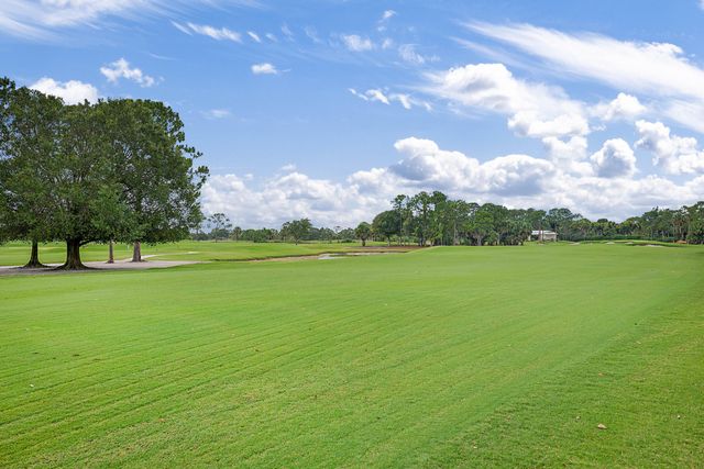 18337 SE Old Trail Drive W, Jupiter, FL 33478