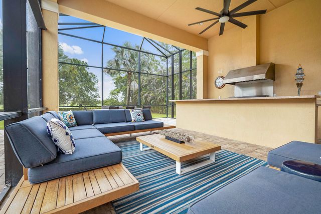 18337 SE Old Trail Drive W, Jupiter, FL 33478