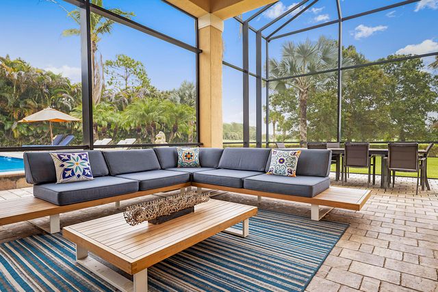 18337 SE Old Trail Drive W, Jupiter, FL 33478