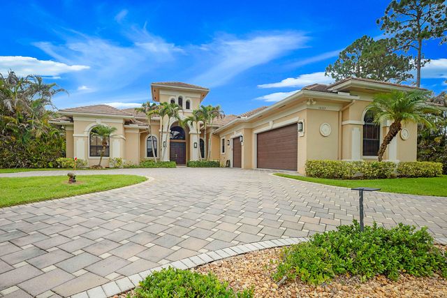 18337 SE Old Trail Drive W, Jupiter, FL 33478
