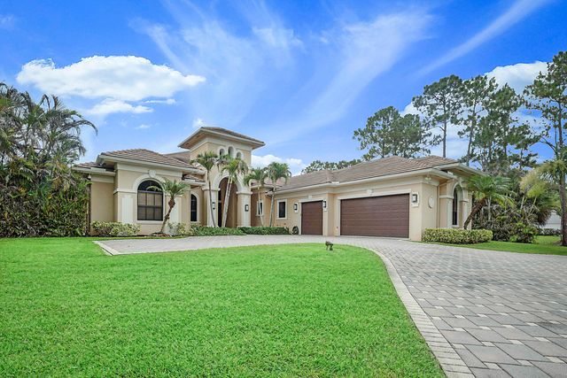 18337 SE Old Trail Drive W, Jupiter, FL 33478