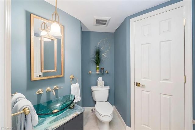 6001 Pelican Bay BLVD 204, Naples, FL 34108