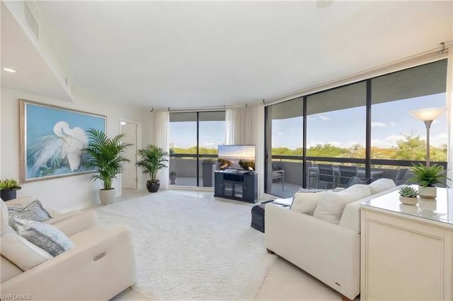 6001 Pelican Bay BLVD 204, Naples, FL 34108