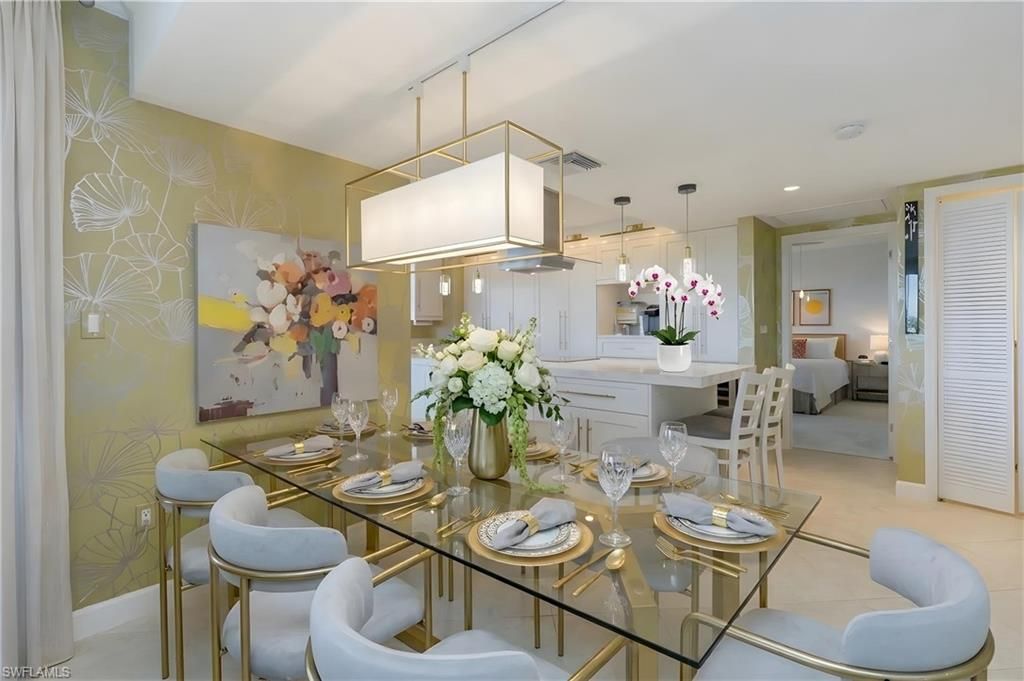 6001 Pelican Bay BLVD 204, Naples, FL 34108
