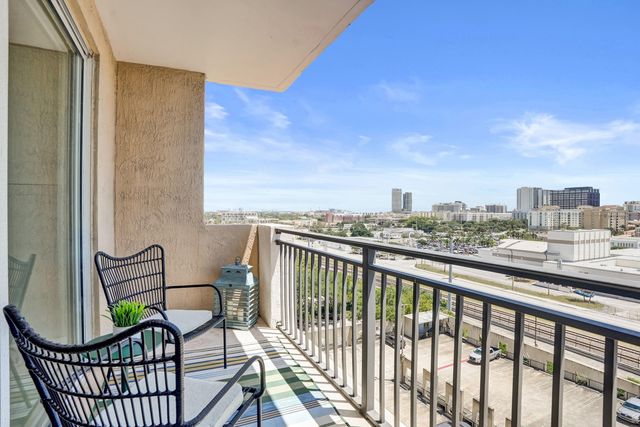 616 Clearwater Park Road 1107, West Palm Beach, FL 33401