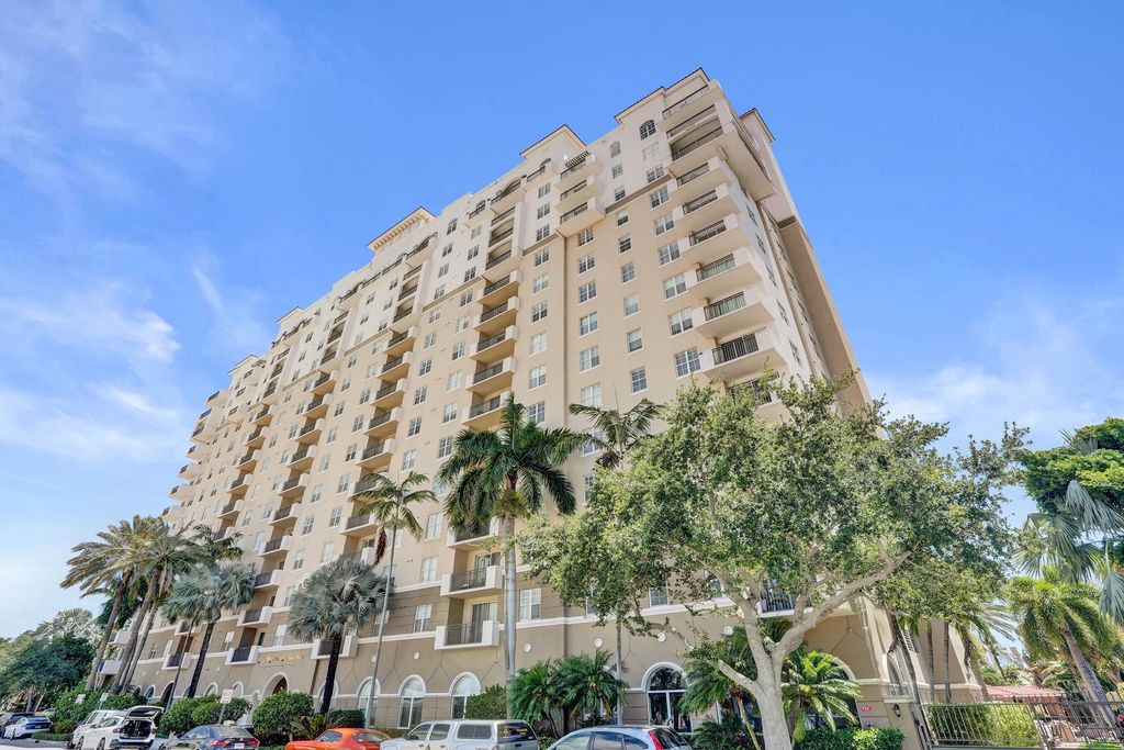 616 Clearwater Park Road 1107, West Palm Beach, FL 33401