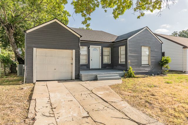 1106 Oak Street, Grand Prairie, TX 75050