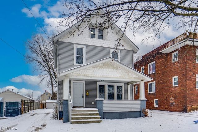 2100 12th Street SW, Akron, OH 44314