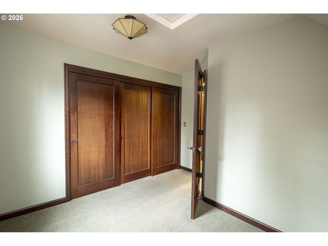 6038 Ne 29TH Ave, Portland, OR 97211