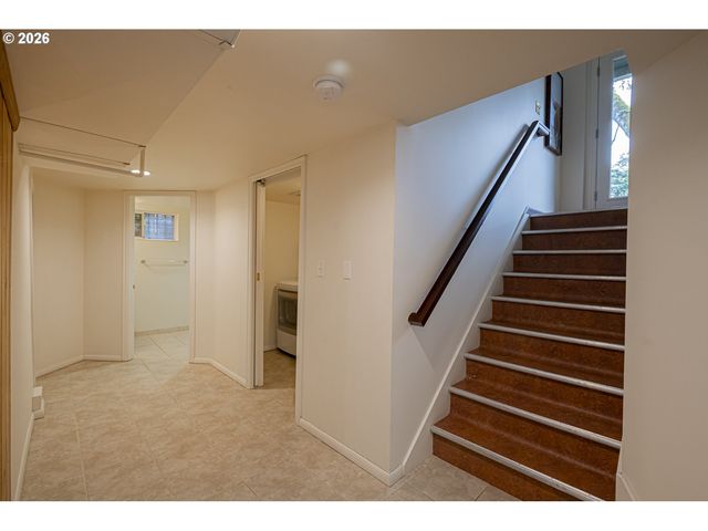 6038 Ne 29TH Ave, Portland, OR 97211