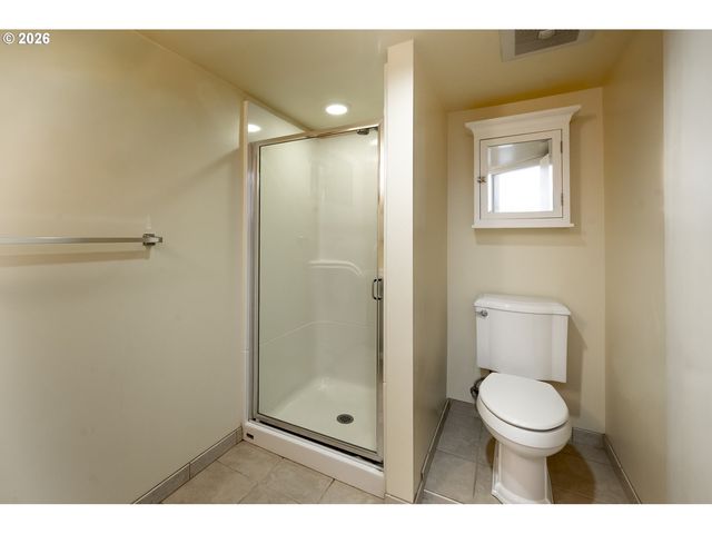 6038 Ne 29TH Ave, Portland, OR 97211