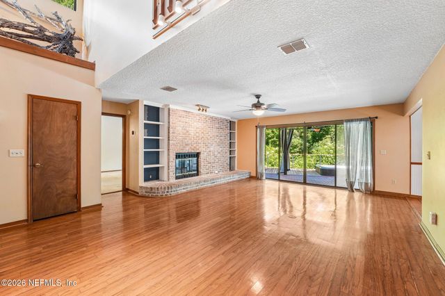 514 LOS PALMAS Drive, Fleming Island, FL 32003