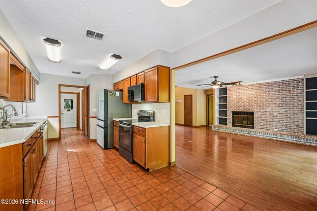 514 LOS PALMAS Drive, Fleming Island, FL 32003