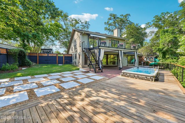 514 LOS PALMAS Drive, Fleming Island, FL 32003