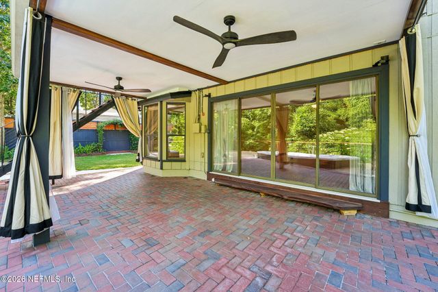 514 LOS PALMAS Drive, Fleming Island, FL 32003