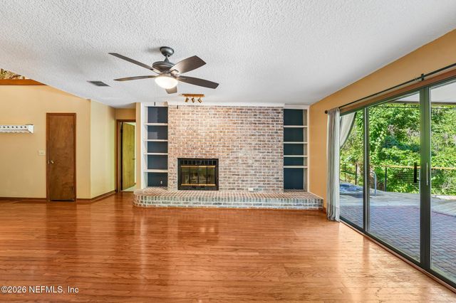514 LOS PALMAS Drive, Fleming Island, FL 32003
