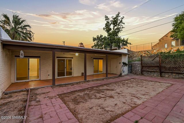 2960 Missouri Avenue, Las Cruces, NM 88011