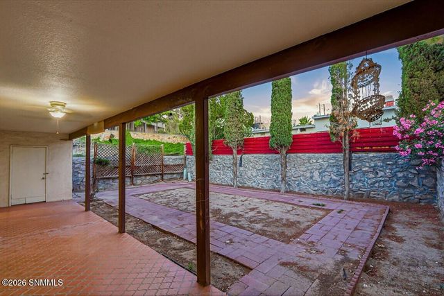 2960 Missouri Avenue, Las Cruces, NM 88011