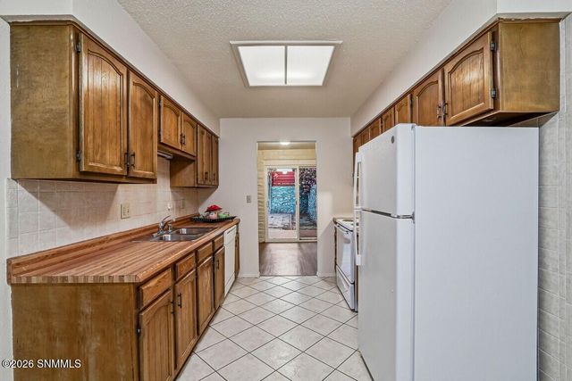 2960 Missouri Avenue, Las Cruces, NM 88011