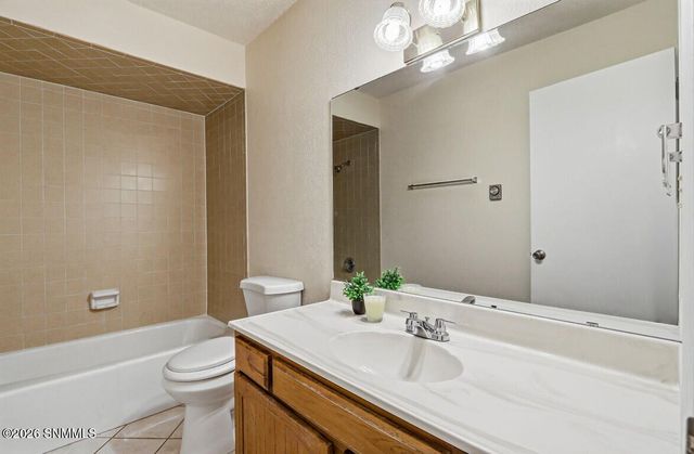2960 Missouri Avenue, Las Cruces, NM 88011