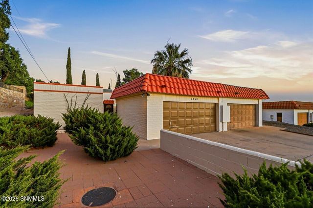 2960 Missouri Avenue, Las Cruces, NM 88011