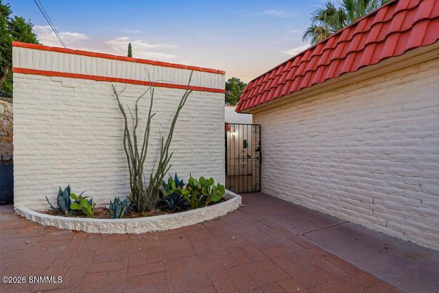 2960 Missouri Avenue, Las Cruces, NM 88011