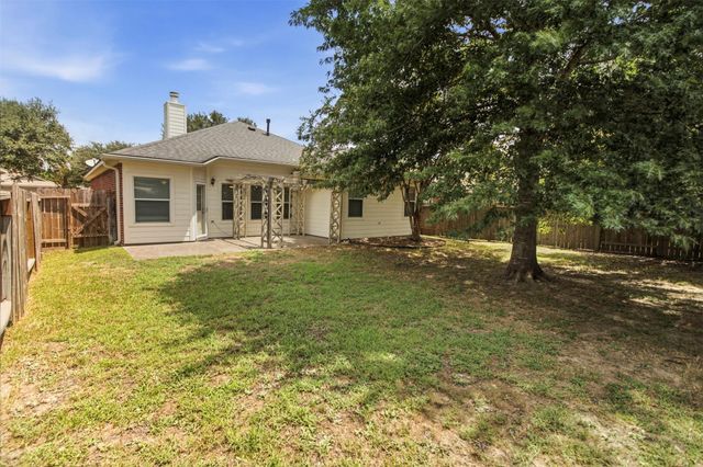 32019 Sue Lane, Pinehurst, TX 77362