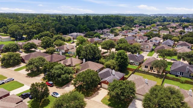 32019 Sue Lane, Pinehurst, TX 77362