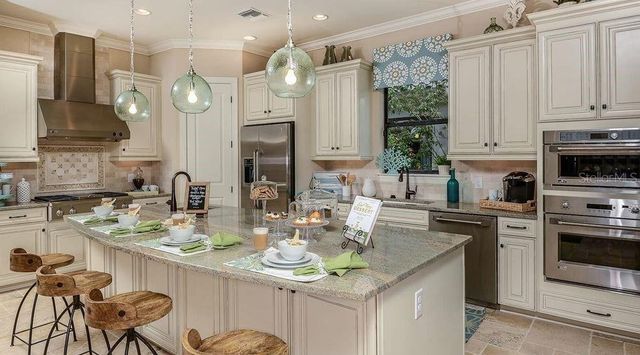 3863 FIGLIOLIA WAY, Wesley Chapel, FL 33543