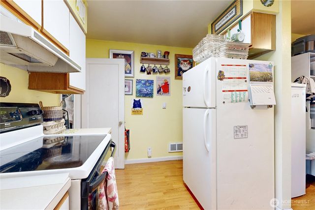 530 SW 4th Street, College Place, WA 99324