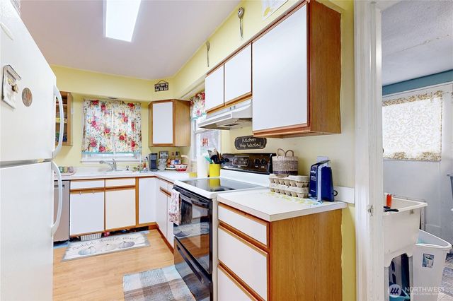 530 SW 4th Street, College Place, WA 99324