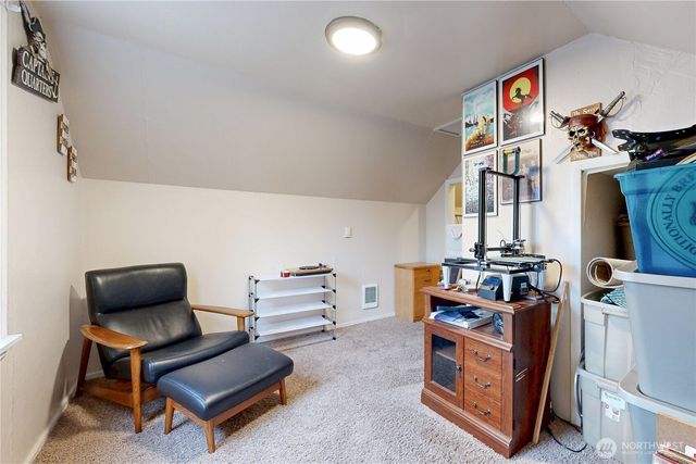 530 SW 4th Street, College Place, WA 99324