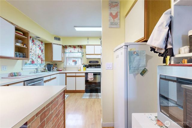 530 SW 4th Street, College Place, WA 99324