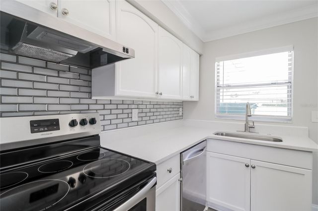 505 E PALMETTO AVENUE, Longwood, FL 32750