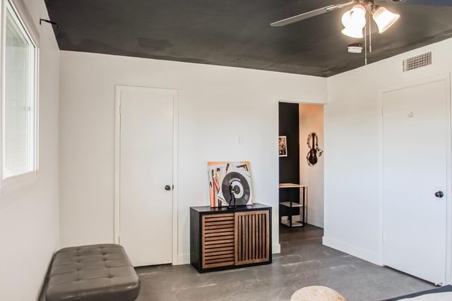 6845 E Osborn Road Unit F, Scottsdale, AZ 85251