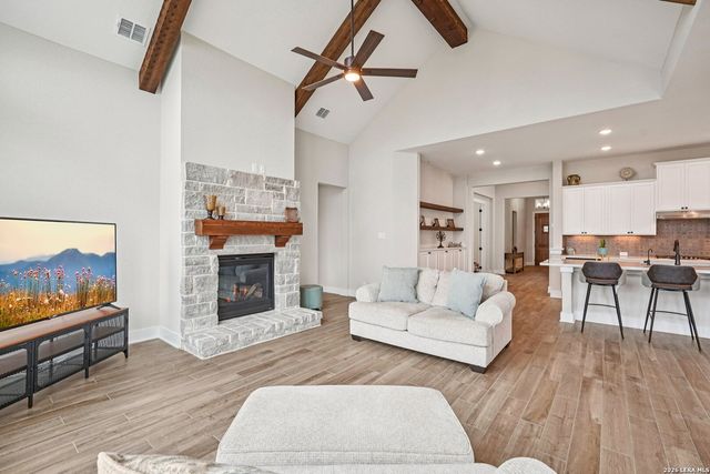 105 Vallejo, Boerne, TX 78006