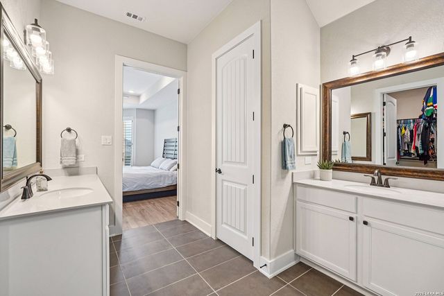 105 Vallejo, Boerne, TX 78006