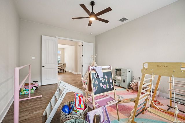 105 Vallejo, Boerne, TX 78006