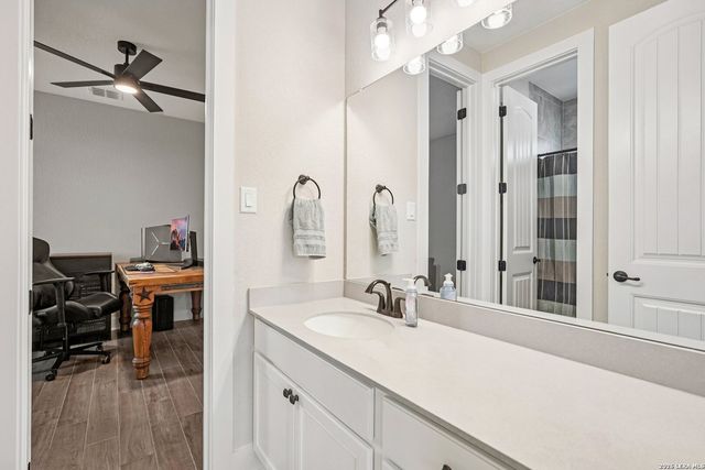 105 Vallejo, Boerne, TX 78006