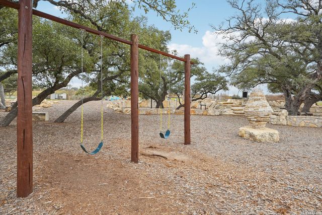 105 Vallejo, Boerne, TX 78006