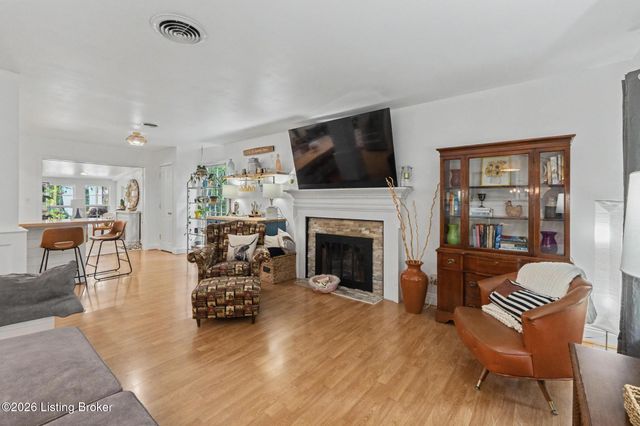 3407 E Dogwood Cir, La Grange, KY 40031