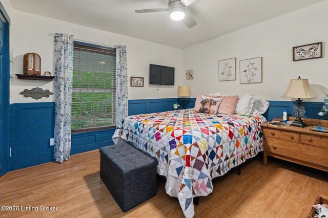 3407 E Dogwood Cir, La Grange, KY 40031
