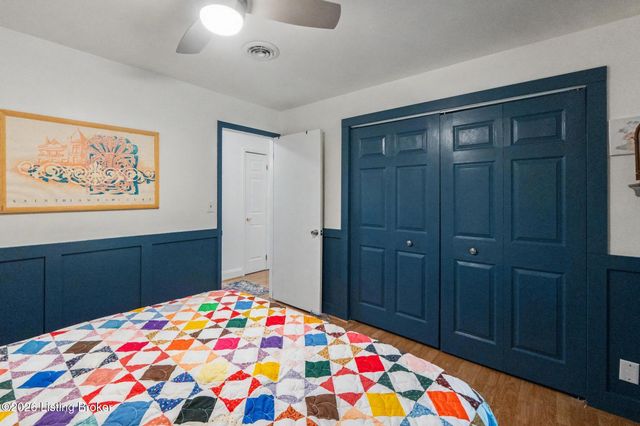 3407 E Dogwood Cir, La Grange, KY 40031
