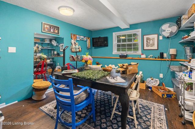 3407 E Dogwood Cir, La Grange, KY 40031