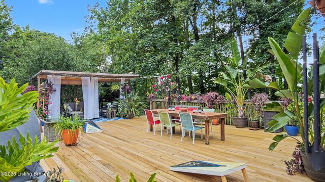3407 E Dogwood Cir, La Grange, KY 40031