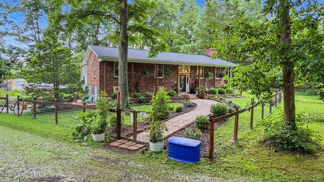 3407 E Dogwood Cir, La Grange, KY 40031