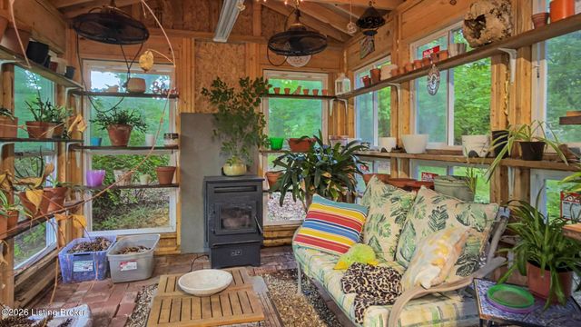 3407 E Dogwood Cir, La Grange, KY 40031
